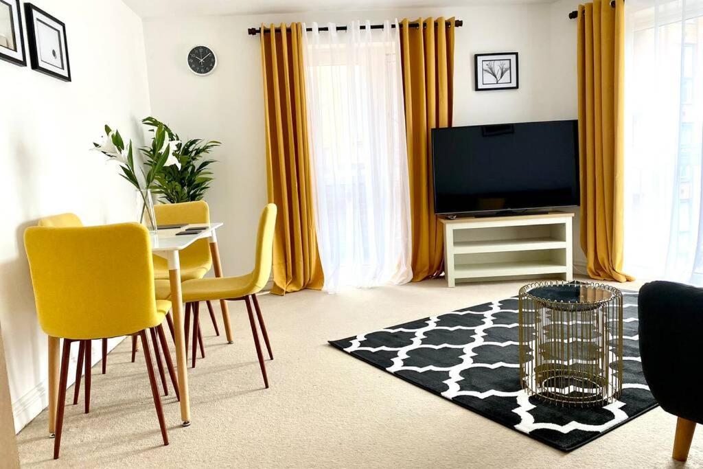 Smartrips Apartments - Lakeside/Thurrock West Thurrock Zewnętrze zdjęcie