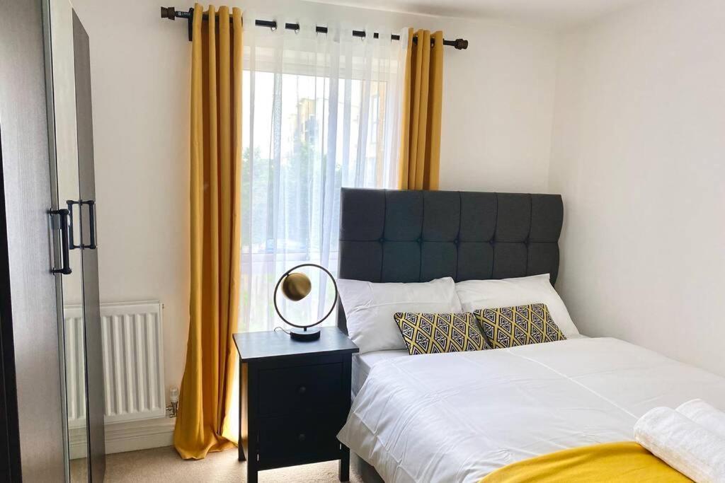 Smartrips Apartments - Lakeside/Thurrock West Thurrock Zewnętrze zdjęcie